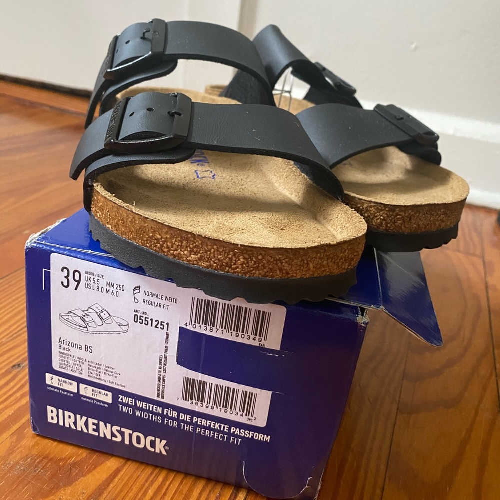 Birkenstock Arizona size 39 NWT